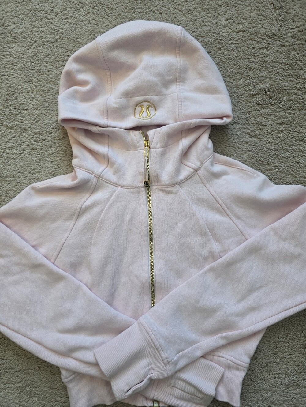 RARE Lululemon Scuba Full-Zip Cropped Hoodie Sz 2 Strawberry Milkshake/Gold